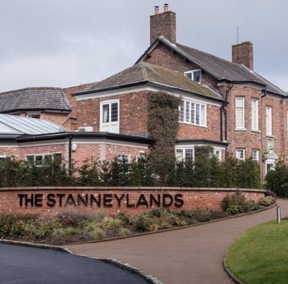 The-Stanneylands-Wedding-Venue