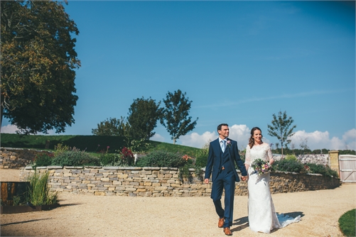 Symondsbury-wedding-couple