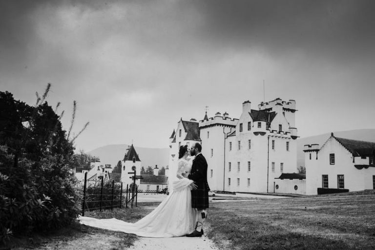 Blair Castle Black and White Image of Wedding Couple outside Castle  768x512