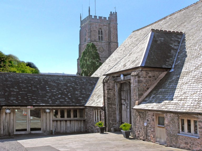 Dunster Tythe Barn Main Entrance 03 768x576