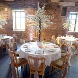 LLANTHONY WEDDING SET UP25 260x260