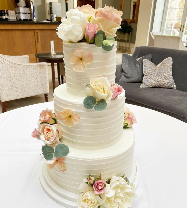 Gardners Cakery Wedding Cake
