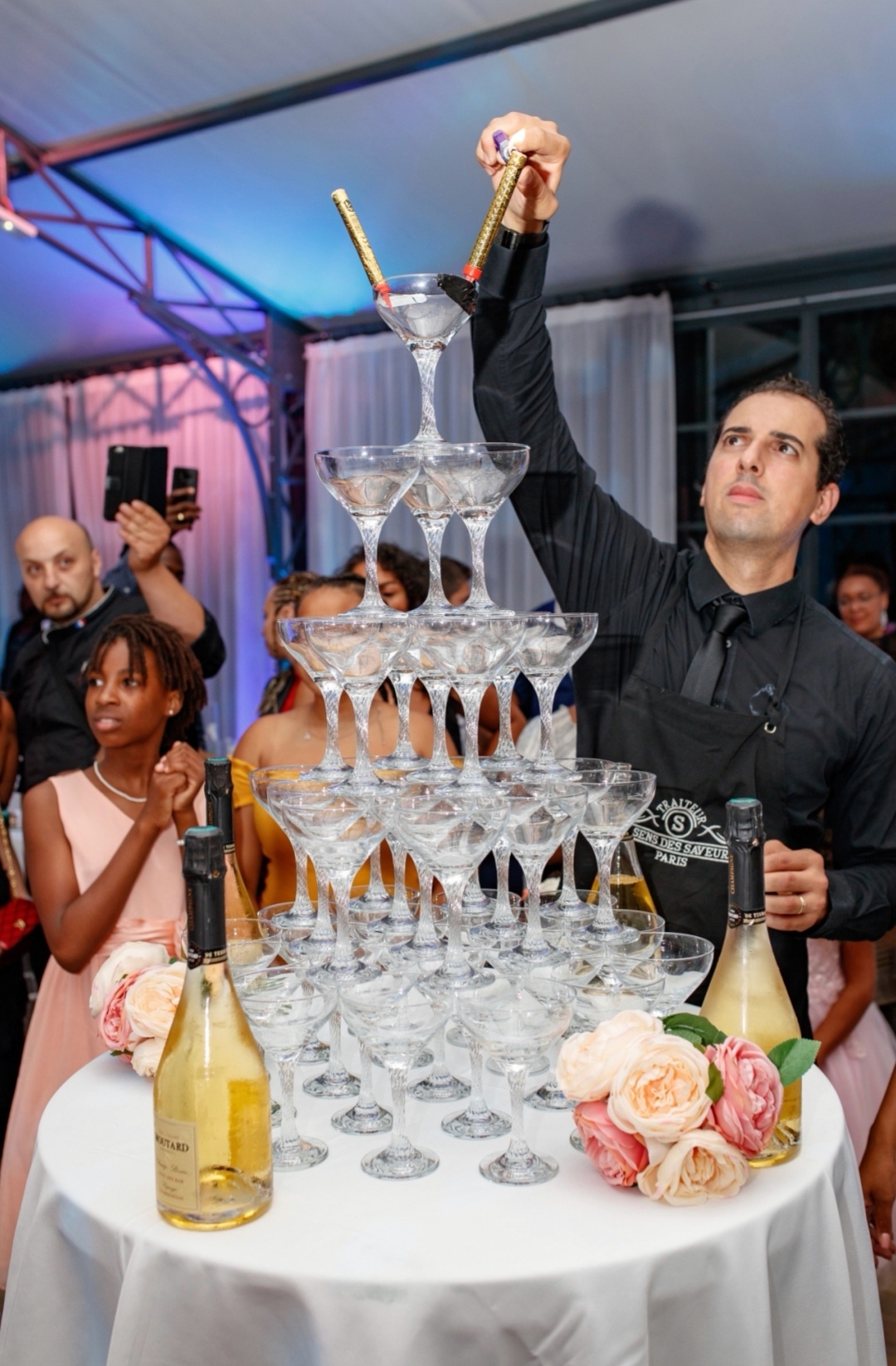 Aphrodite et Cupidon wedding celebration