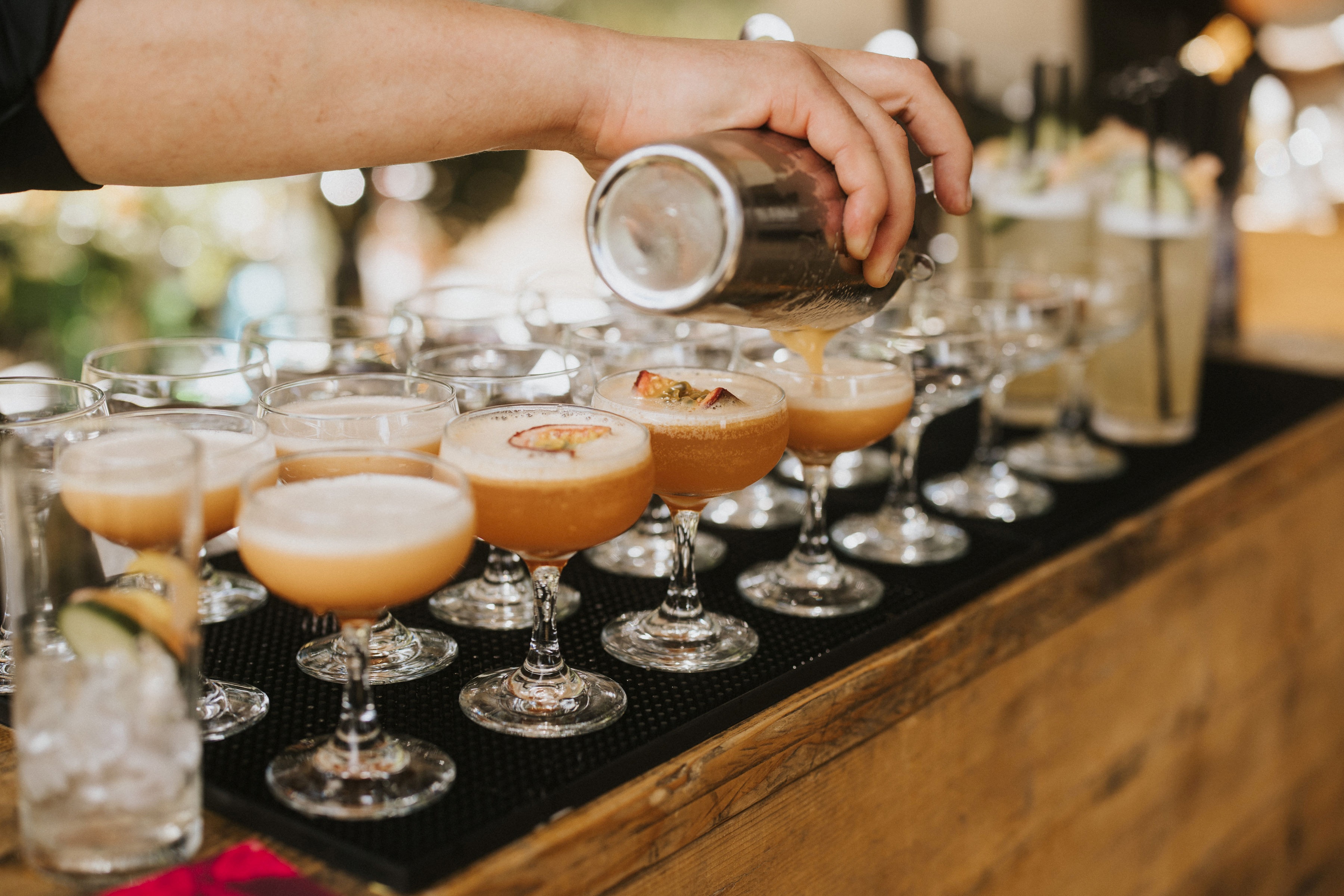 Mambo mobile bars