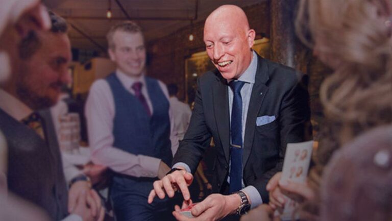 Robert Bone Corporate Magician 768x433