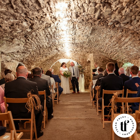 Carew Castle Wedding Venue in Pembrokeshire The Wedding Directory Wedding Coule getting married Carew Castle