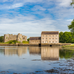 Carew Castle theweddingdirectory 2 260x260