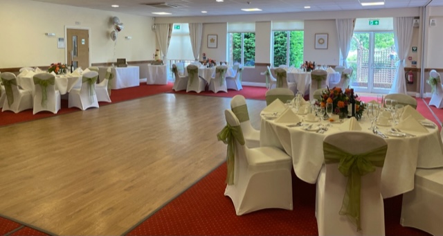 Donavan Wedding Room Set