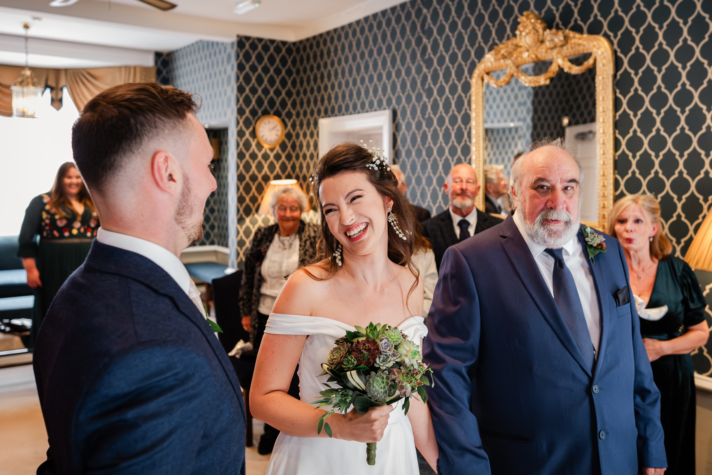 Kent Wedding Photographer Natalie Brodie