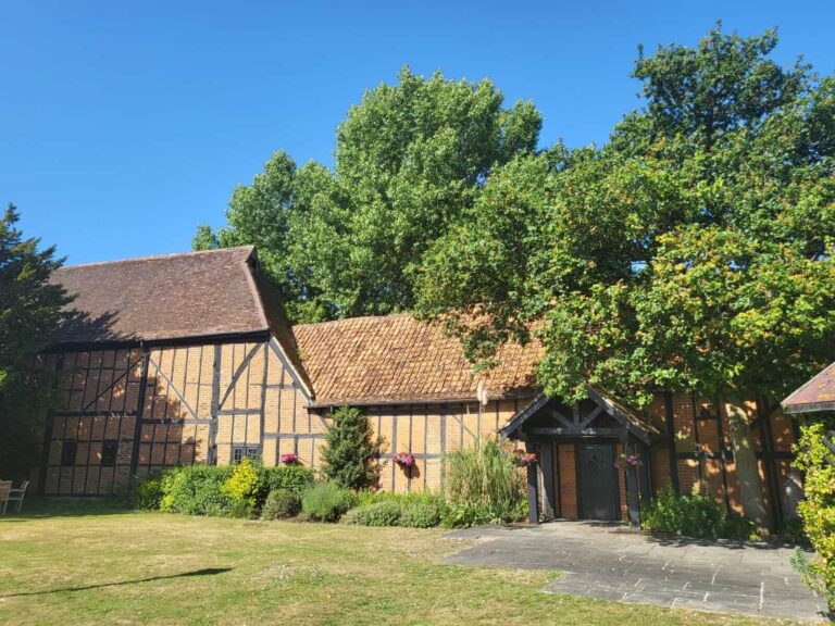 The Tithe Barn @ The Kingfisher Bedford