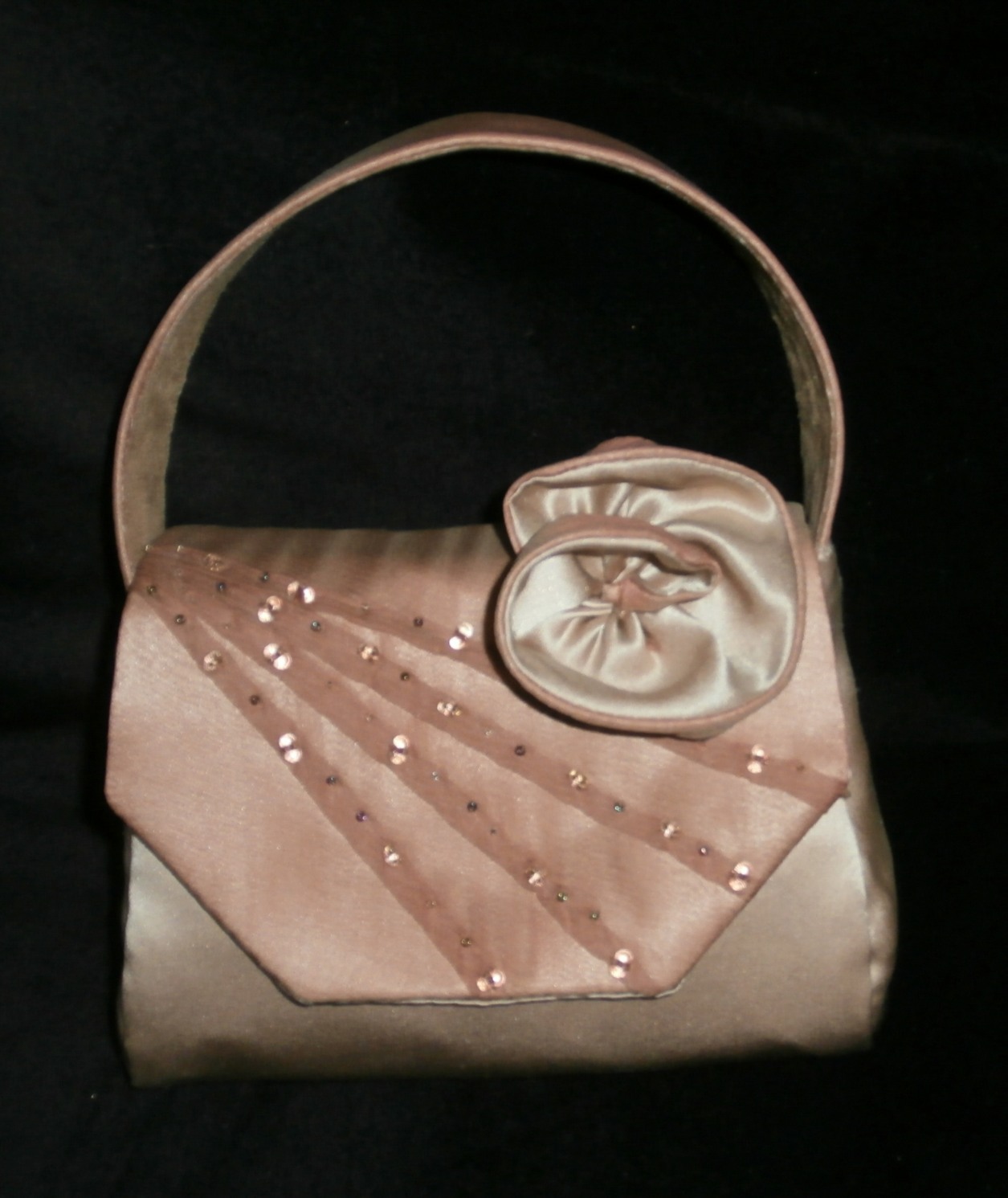 Silk handbag with handmade silk rosette