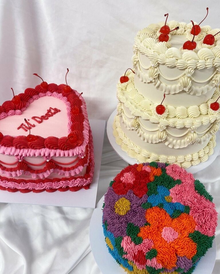 trio wedding cakes 768x957