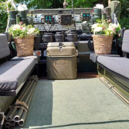 Hire a Landrover for wedding