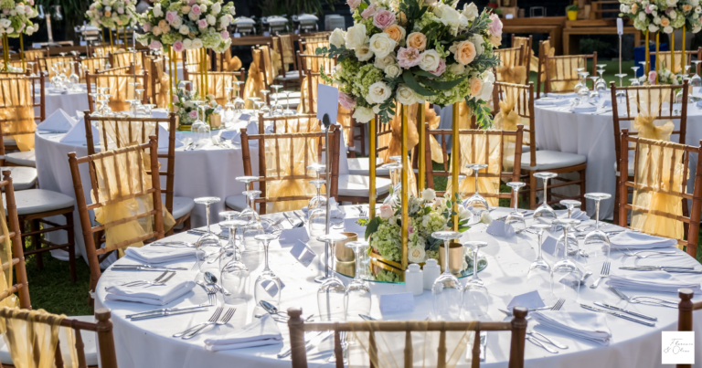 summer table 768x403