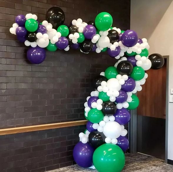 Organic Balloon Pedestal1