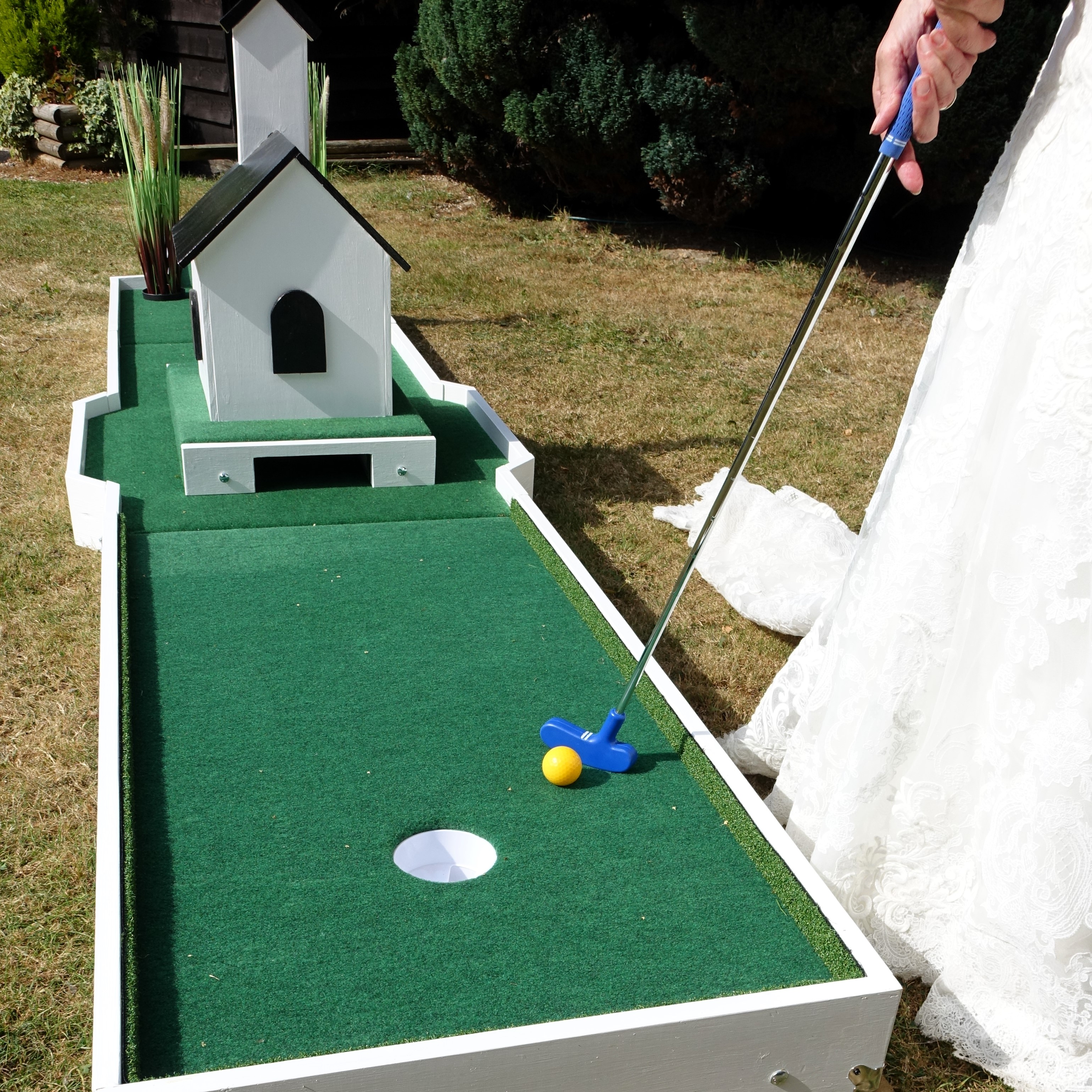 Putt Putt Golf wedding entertainment