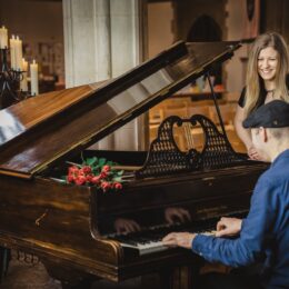 the wedding pianist cover  260x260