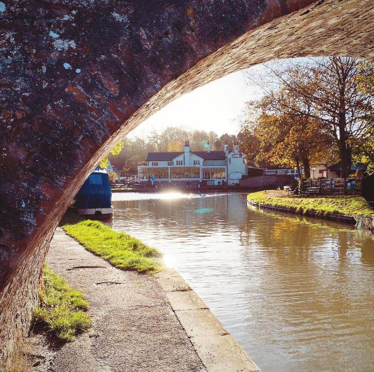 Foxton Locks Inn