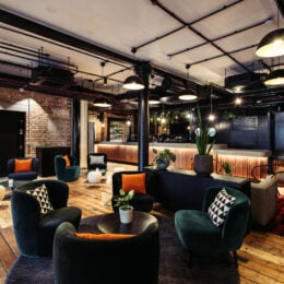 DELI LOUNGE 299A1335 260x260
