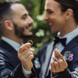 Couple with rings 260x260