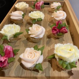 Floral Cupcakes by Nicola