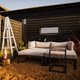 Bethnal Bec Luxury Stays Bec Outside 2  260x260