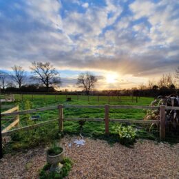 BethnalBec Luxury Stays Countryside Sunset 3 260x260