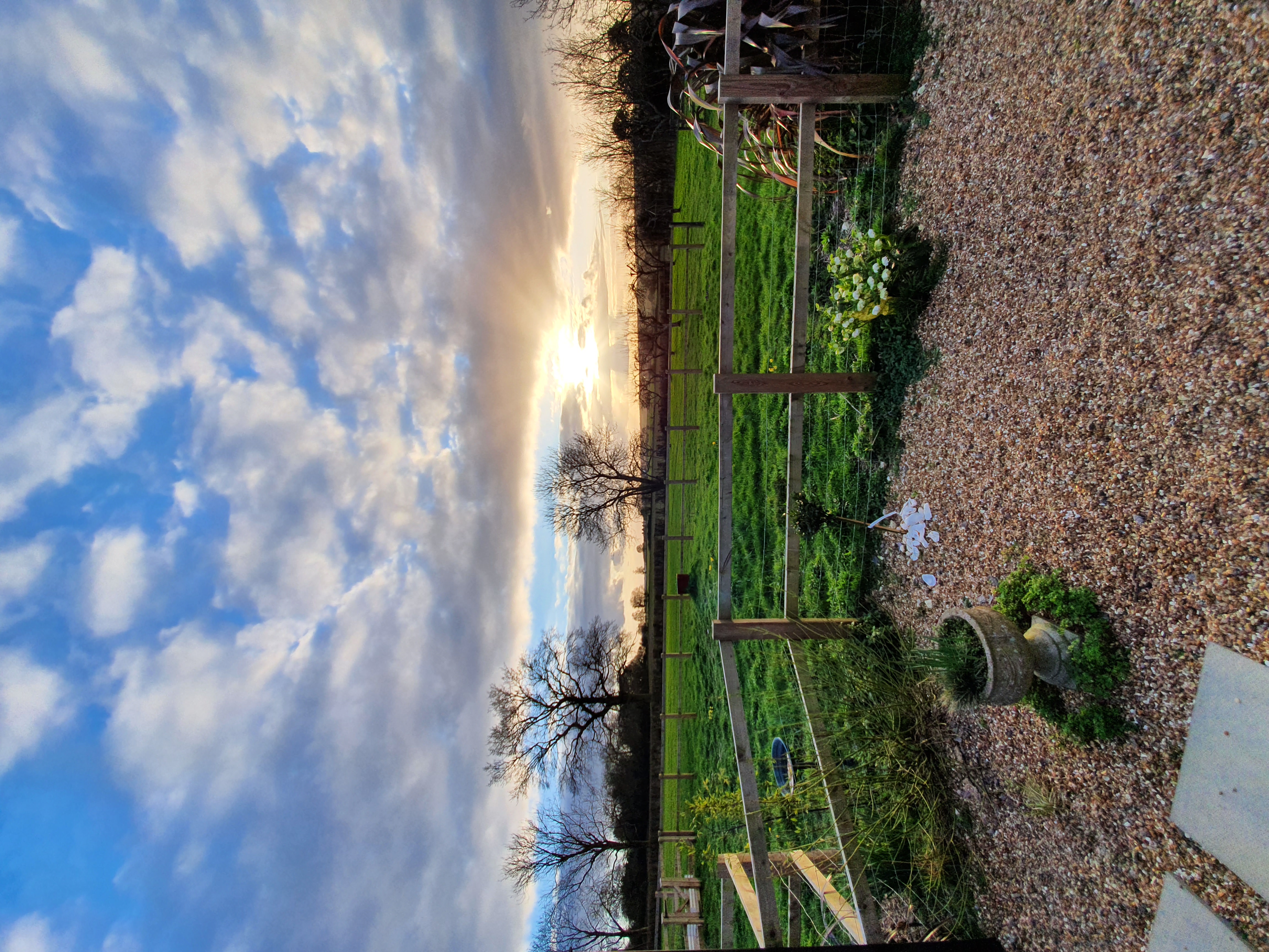 BethnalBec Luxury Stays Countryside Sunset 3