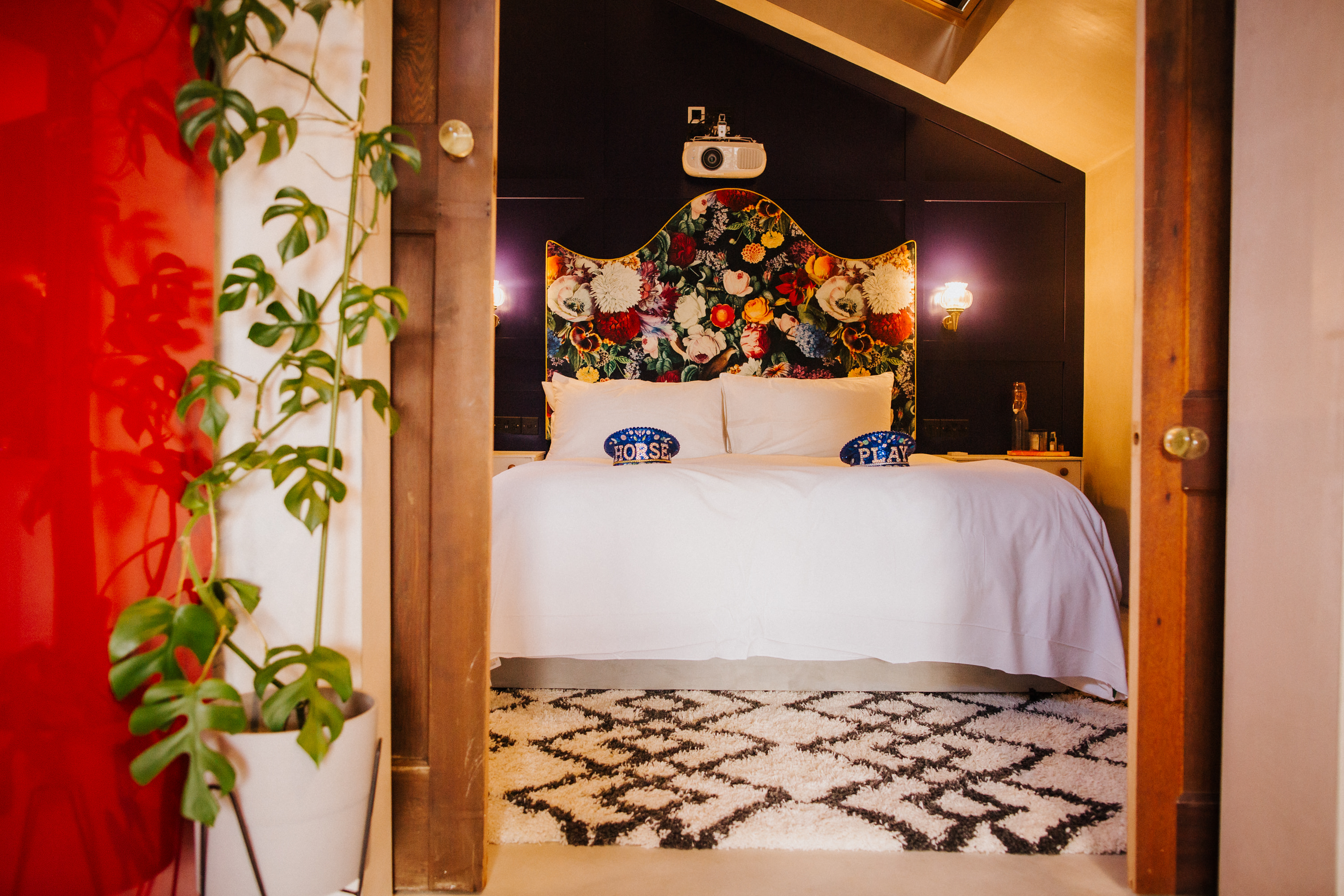 BethnalBec Luxury Stays The Foaling Box Bedroom 5