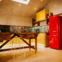 BethnalBec Luxury Stays The Foaling Box Kitchen 5 260x260
