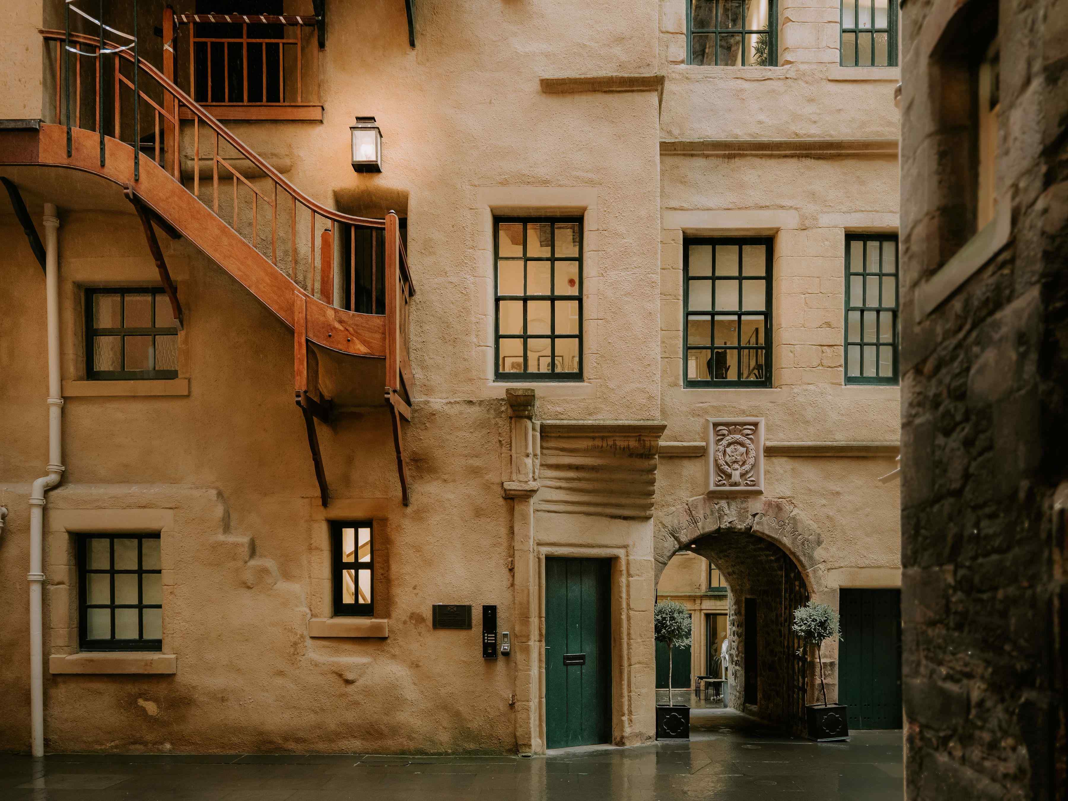 Riddle's Court, Edinburgh wedding venue