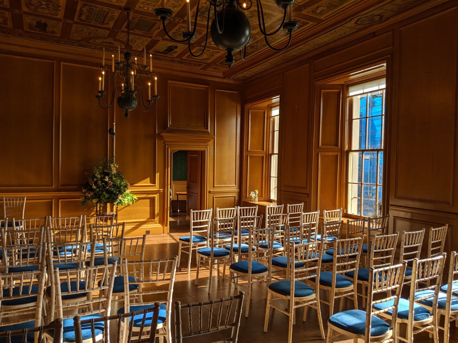 Riddle's Court wedding venue
