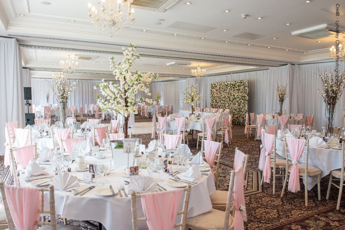 apsley wedding breakfastc 1