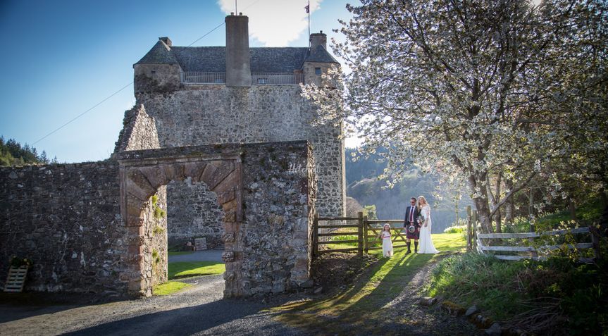 Neidpath Castle