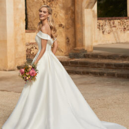 Kennedy Y12014 SophiaTolli Bk 260x260