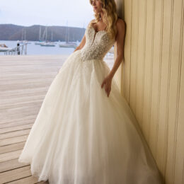 Vienna Y3211 Sophia Tolli Front 260x260