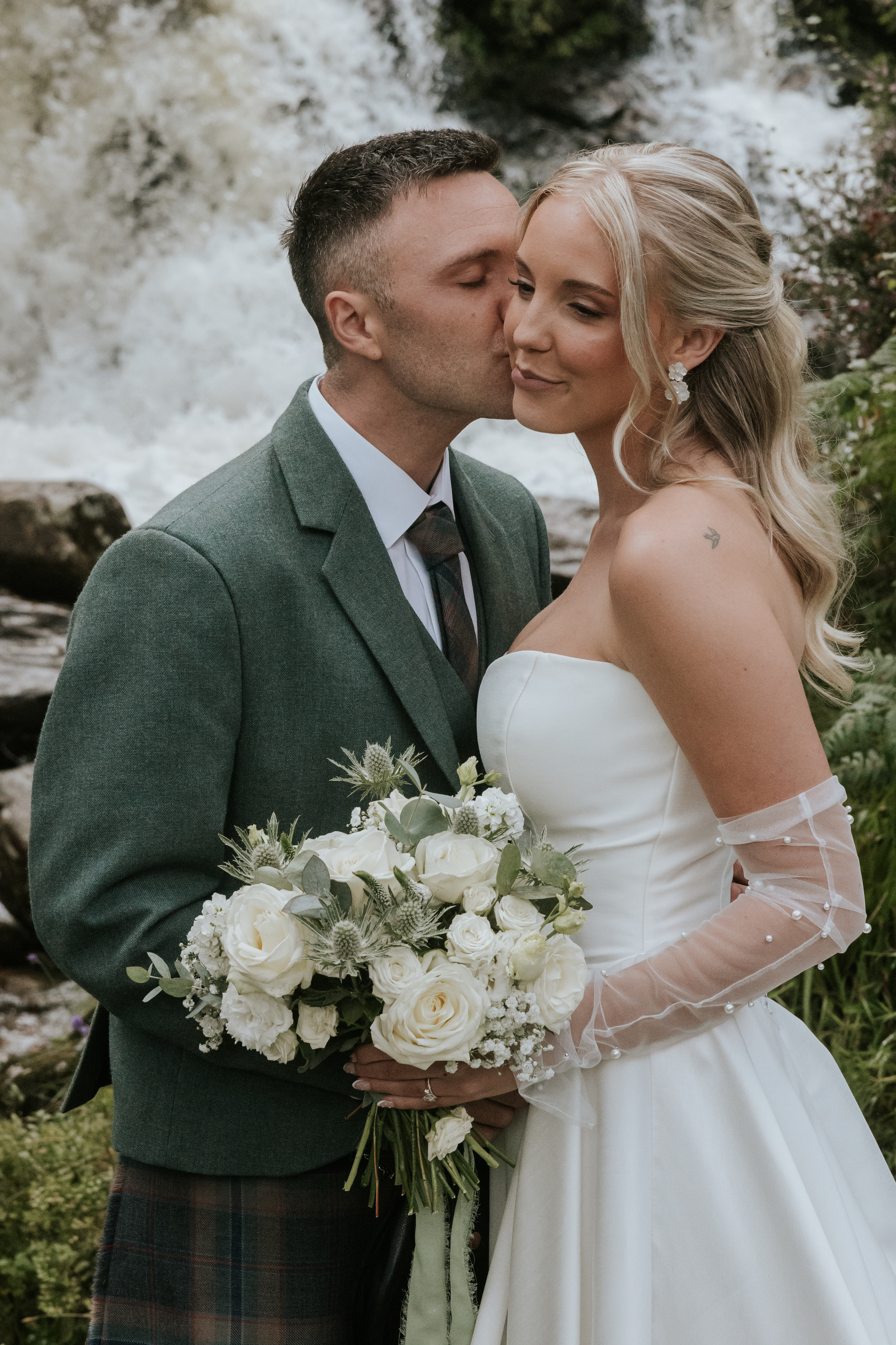 Decland and Starsi Loraine Ross Weddings