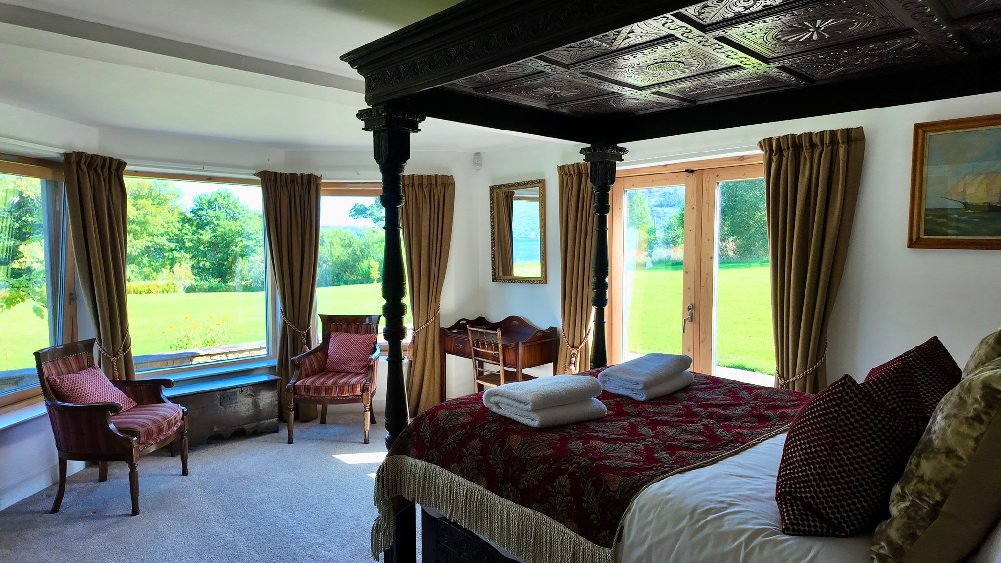 honeymoon suite