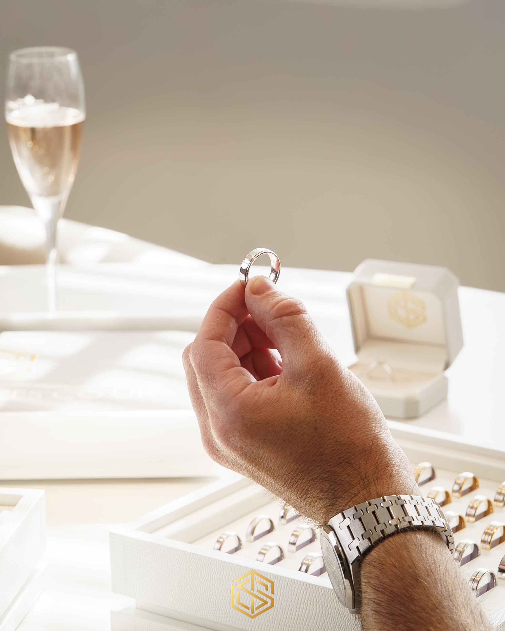 SwissTimepieces Womens Wedding Ring Image 09 1