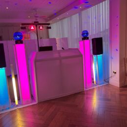 Salcombe harbour wedding celebration 260x260