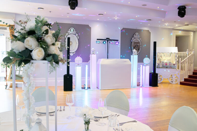 disco and lighting weddings 768x512