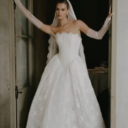 Lavina with Crescent veil Hera Couture 1 260x260