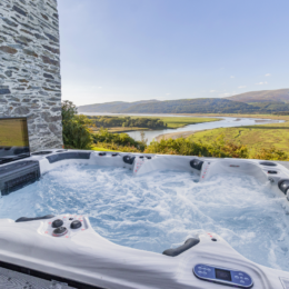 Hot tub