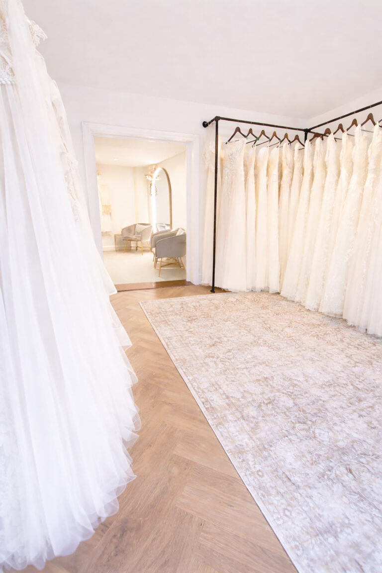 Showroom 768x1152