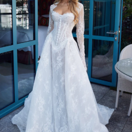 Vivienne Pallas Couture Privee 260x260