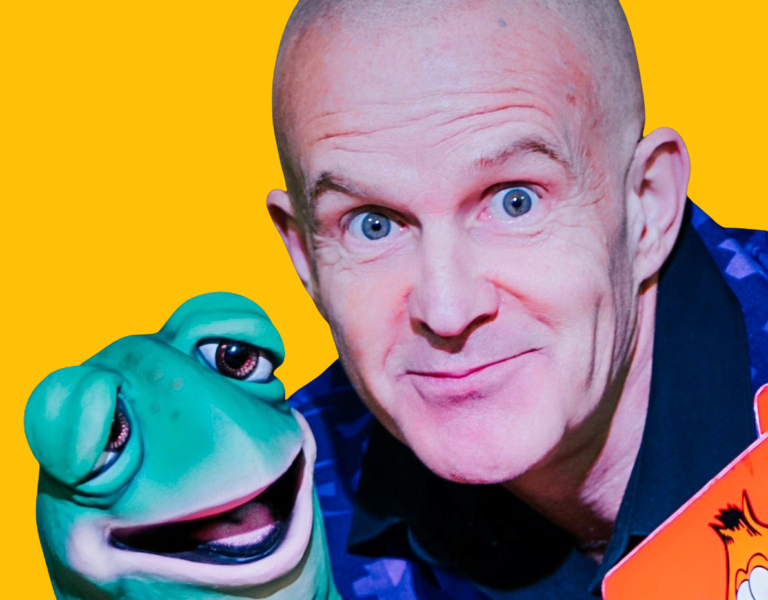 Johnny G Bristol childrens party entertainer and kids magician parties 1 768x600