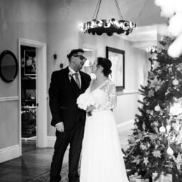 Mr Mrs Conwan Wedding Credit Hannah Hall 1 260x260